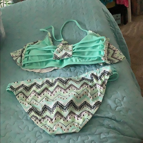 Trillium bikini Mint green black and white ruffle top like new see-threw… - Picture 2 of 10